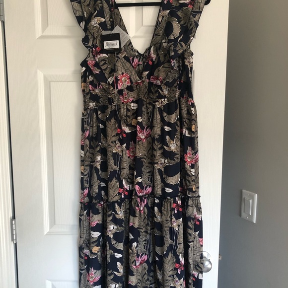 Brand New Maui Nights Maxi Dress - size XL - Picture 8 of 8
